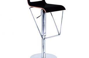 IC002 - Bar Chair